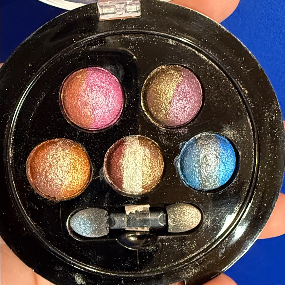 Magic Eyeshadow Quad - Bronze, Copper, Silver, Blue